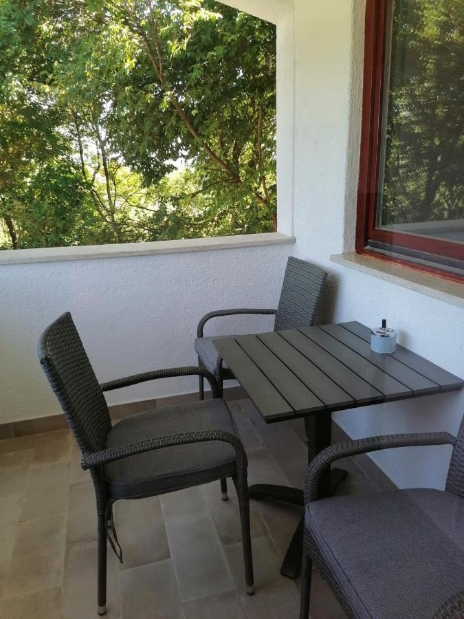 Apartamento Casa Val Madorso Peroj Exterior foto