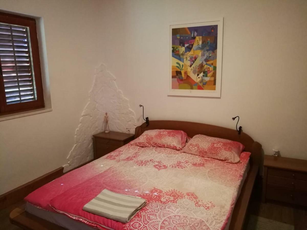 Apartamento Casa Val Madorso Peroj Exterior foto