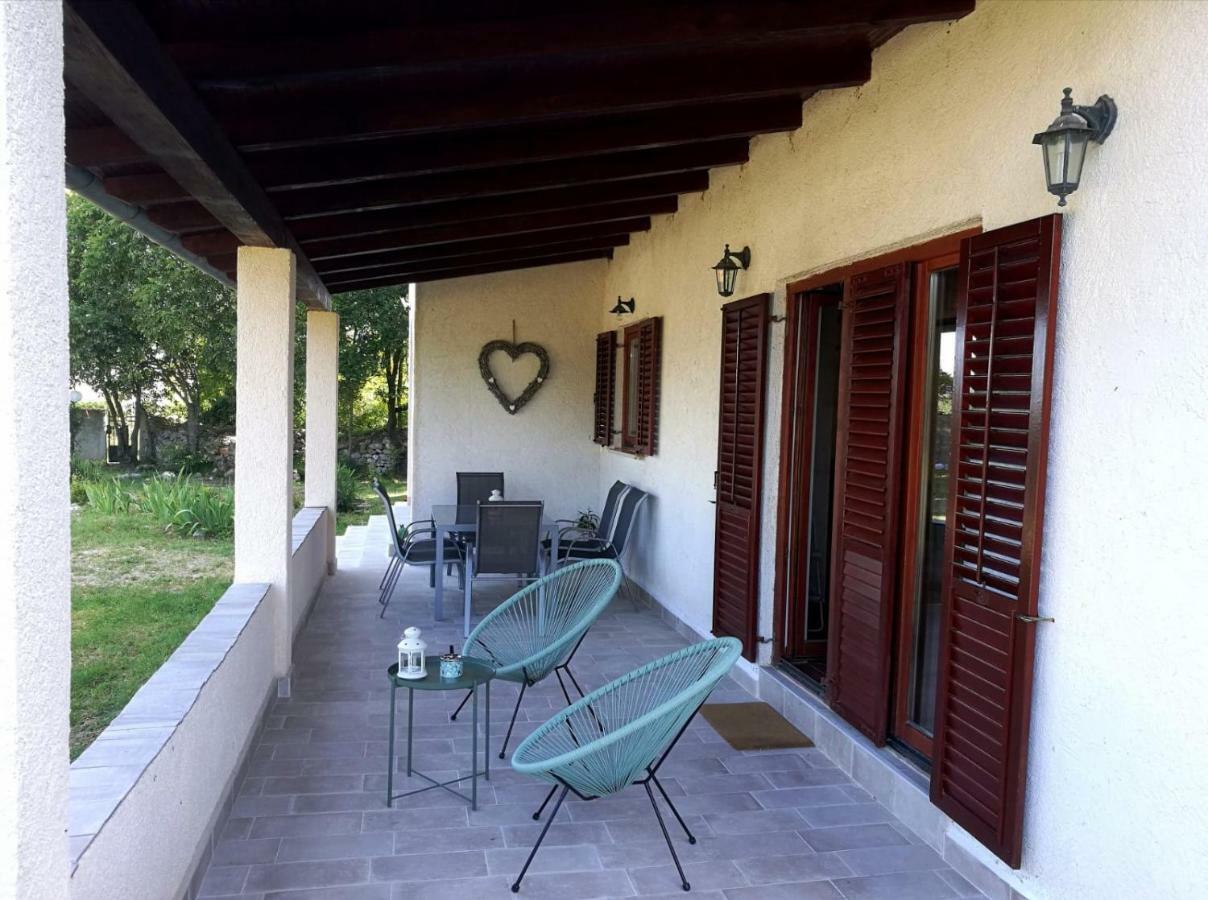Apartamento Casa Val Madorso Peroj Exterior foto