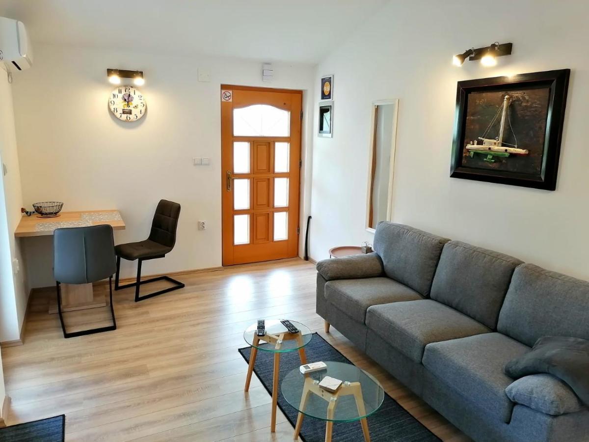Apartamento Casa Val Madorso Peroj Exterior foto