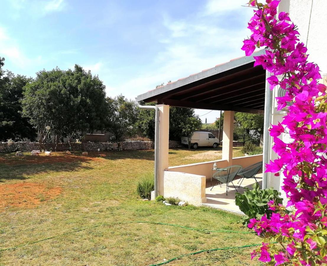 Apartamento Casa Val Madorso Peroj Exterior foto